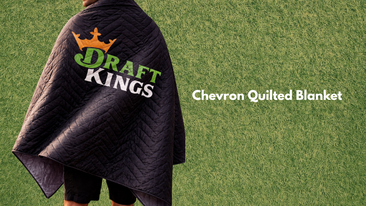 CHEVRON QUILTED BLANKET